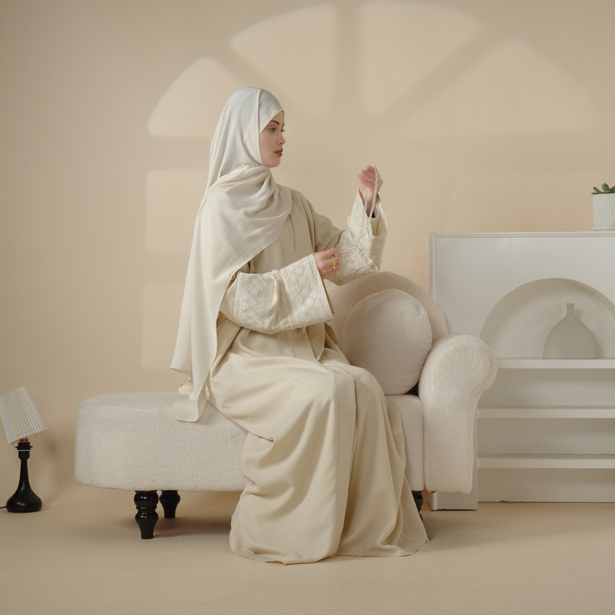 2025 Muslim Dubai Middle East Türkiye Embroidered Cardigan Robe abaya Women's Dress Middle East Style