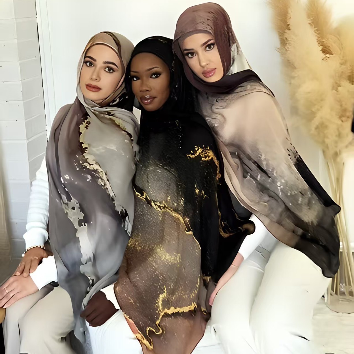 2025 New Modal Printed Muslim Shawl Satin Printed Scarf Ethnic Headscarf Women's Scarf Accessories