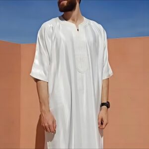 Loose and casual Middle Eastern Muslim style men's three-quarter sleeve robe, Arabic casual men's long robe